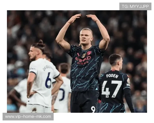 德布劳内助攻哈兰德点球罚中曼城庆祝