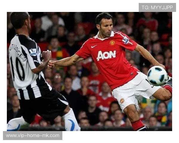 曼联再次爆发，4-1大胜狼队稳居前六